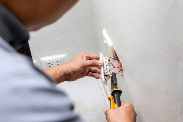 Best Licensed Electrician  in Lewistown, PA